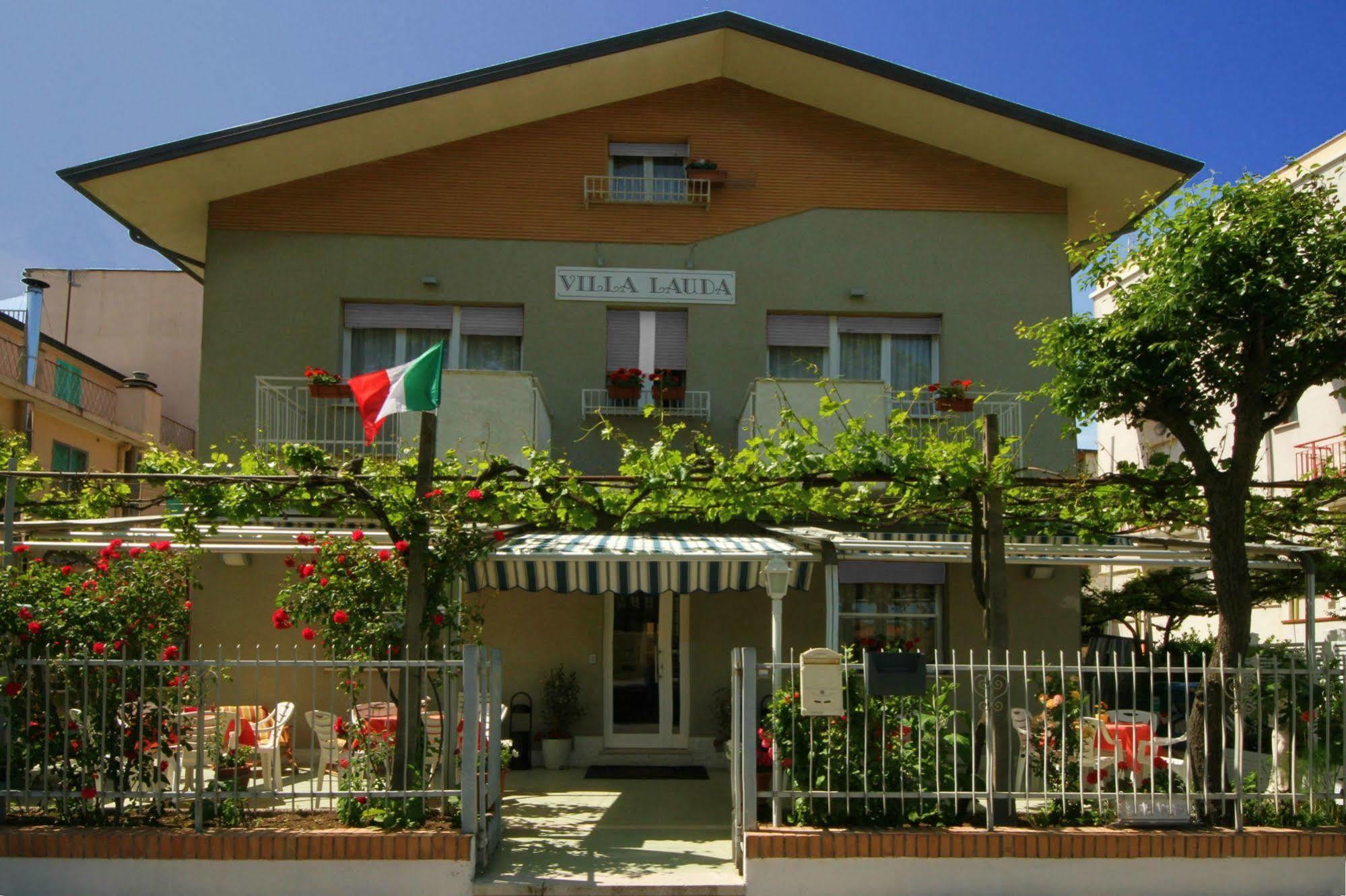 Villa Lauda B&B Rimini Exterior foto